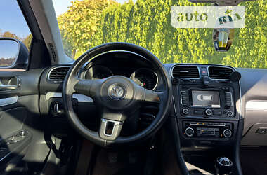 Универсал Volkswagen Golf 2011 в Стрые