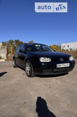 Хетчбек Volkswagen Golf 2001 в Сумах