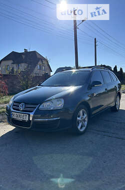 Универсал Volkswagen Golf 2009 в Вараше