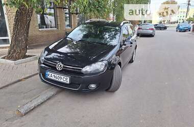 Універсал Volkswagen Golf 2010 в Києві