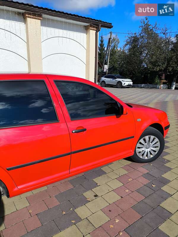 Хэтчбек Volkswagen Golf 1999 в Ивано-Франковске