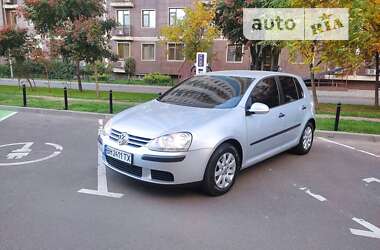 Хетчбек Volkswagen Golf 2004 в Одесі