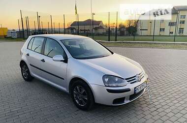 Хэтчбек Volkswagen Golf 2003 в Бучаче