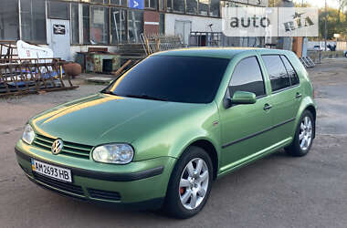 Хетчбек Volkswagen Golf 1998 в Житомирі