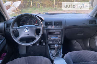 Хетчбек Volkswagen Golf 1998 в Житомирі