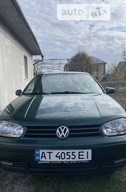 Хетчбек Volkswagen Golf 2000 в Івано-Франківську