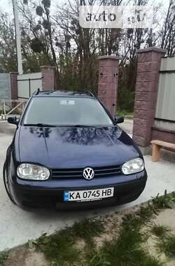 Универсал Volkswagen Golf 2002 в Обухове