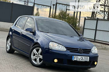 Хетчбек Volkswagen Golf 2008 в Луцьку