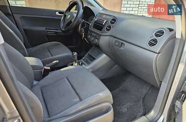 Хэтчбек Volkswagen Golf 2007 в 