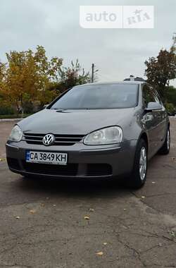 Хетчбек Volkswagen Golf 2006 в Черкасах