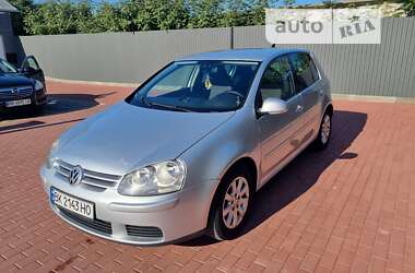 Хэтчбек Volkswagen Golf 2007 в Сарнах