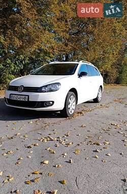 Универсал Volkswagen Golf 2012 в Корце