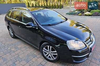 Універсал Volkswagen Golf 2009 в Полтаві