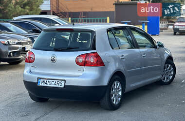 Хэтчбек Volkswagen Golf 2005 в Харькове