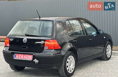 Хэтчбек Volkswagen Golf 2003 в Львове