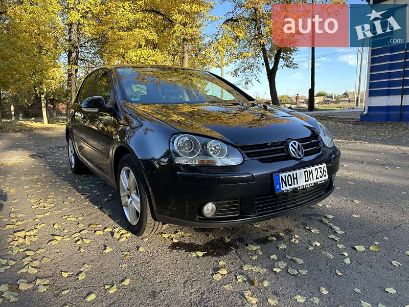 Хэтчбек Volkswagen Golf 2008 в Лебедине