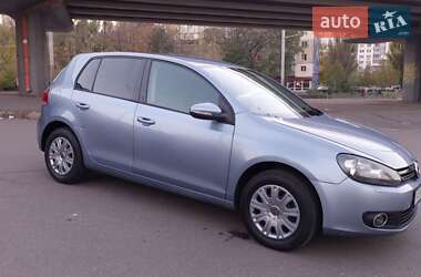 Хетчбек Volkswagen Golf 2009 в Києві