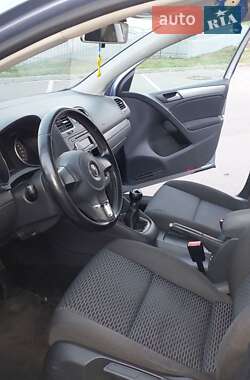 Хетчбек Volkswagen Golf 2009 в Києві