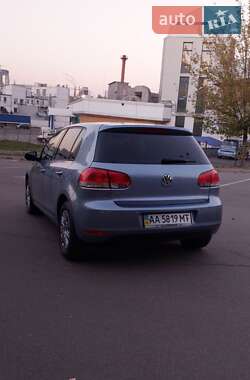 Хетчбек Volkswagen Golf 2009 в Києві