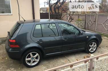 Хэтчбек Volkswagen Golf 2002 в Ивано-Франковске