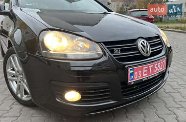 Хэтчбек Volkswagen Golf 2008 в Луцке