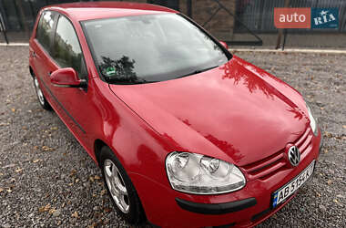 Хетчбек Volkswagen Golf 2005 в Вінниці