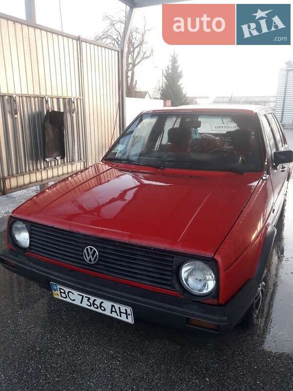 Хэтчбек Volkswagen Golf 1987 в Ровно