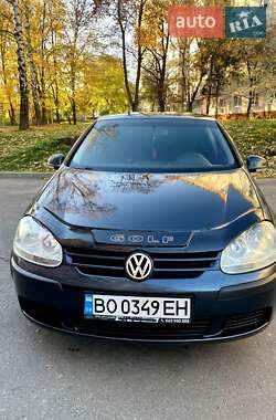 Хэтчбек Volkswagen Golf 2004 в Тернополе