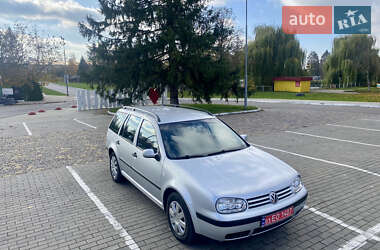 Универсал Volkswagen Golf 2005 в Луцке