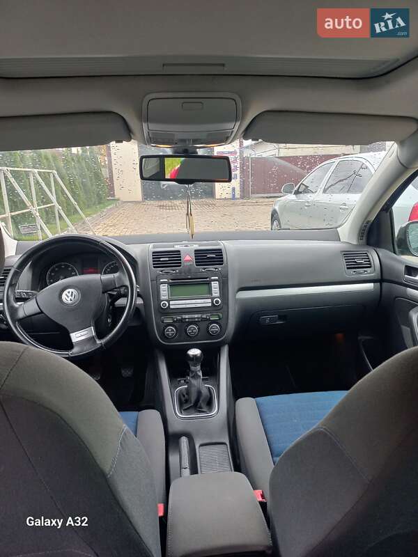 Хэтчбек Volkswagen Golf 2007 в Теребовле