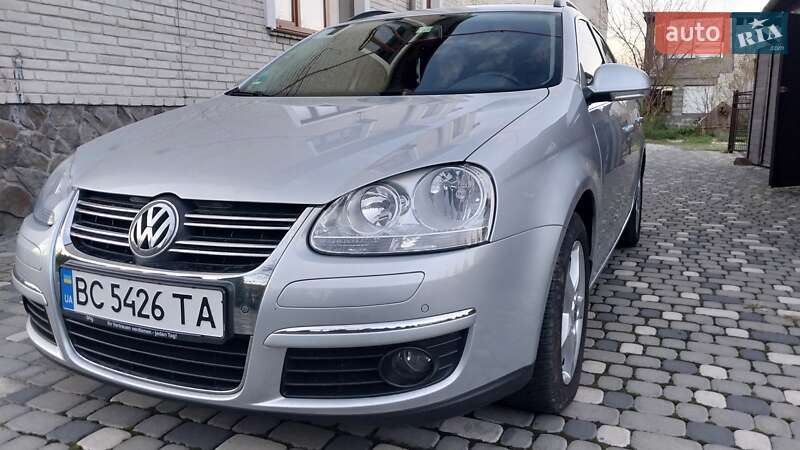 Универсал Volkswagen Golf 2009 в Ходорове