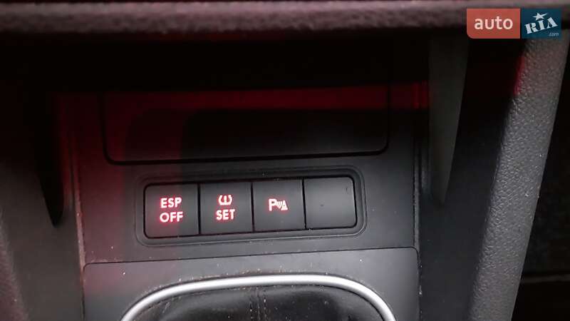 Универсал Volkswagen Golf 2009 в Ходорове