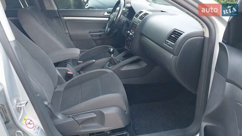 Универсал Volkswagen Golf 2009 в Ходорове