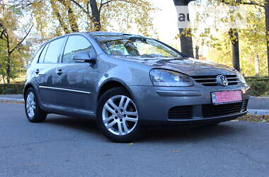 Хетчбек Volkswagen Golf 2009 в Києві