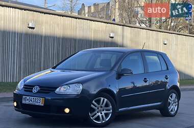 Хэтчбек Volkswagen Golf 2006 в Луцке