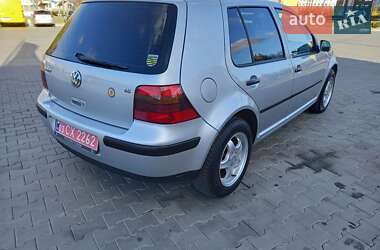 Хэтчбек Volkswagen Golf 2001 в Луцке