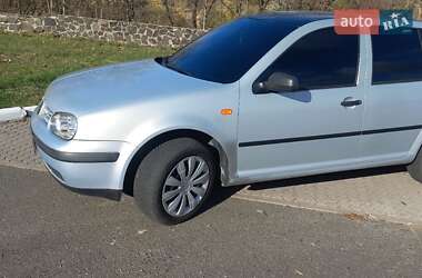 Хэтчбек Volkswagen Golf 1998 в Корсуне-Шевченковском