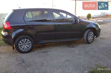 Хэтчбек Volkswagen Golf 2009 в Бродах