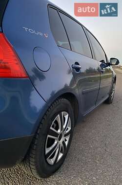 Хэтчбек Volkswagen Golf 2007 в Дубно