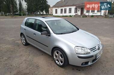 Хэтчбек Volkswagen Golf 2007 в Дубно