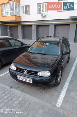 Универсал Volkswagen Golf 2001 в Виннице