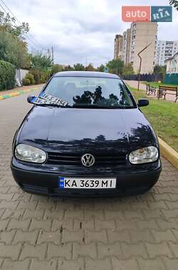 Хетчбек Volkswagen Golf 2000 в Києві