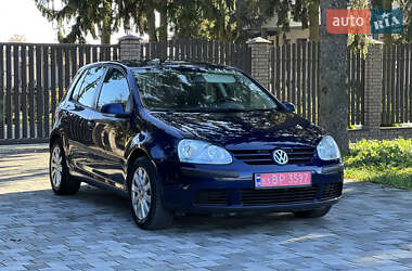 Хетчбек Volkswagen Golf 2005 в Старокостянтинові