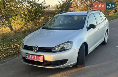 Универсал Volkswagen Golf 2011 в Здолбунове