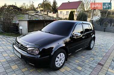 Хетчбек Volkswagen Golf 1999 в Чернівцях