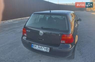 Хетчбек Volkswagen Golf 1999 в Помічній