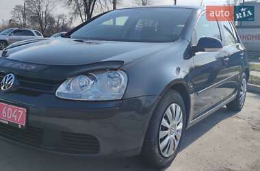 Хетчбек Volkswagen Golf 2006 в Чернігові