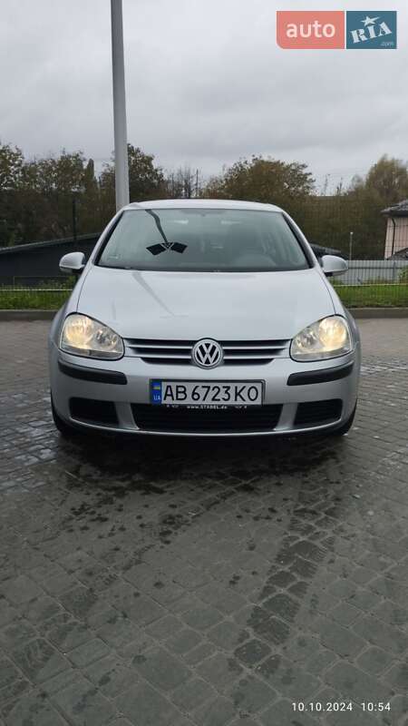 Volkswagen Golf 2005