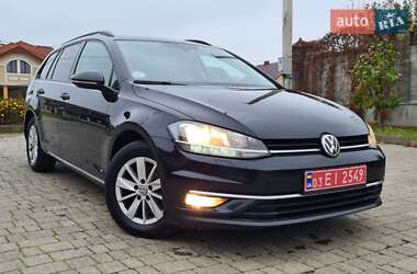 Универсал Volkswagen Golf 2019 в Ровно