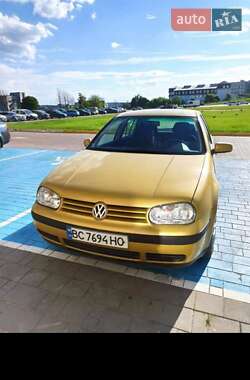 Хэтчбек Volkswagen Golf 1998 в Львове